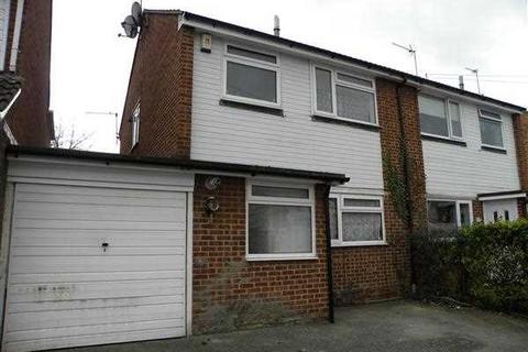 3 bedroom semi-detached house for sale, Lorne Close, Slough