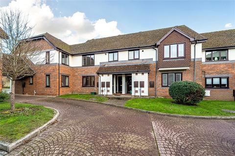2 bedroom apartment for sale, Oldfield View, Hartley Wintney RG27