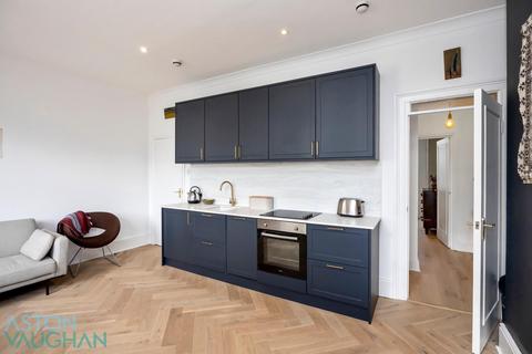 Flat 4, 8 Belgrave Place, Brighton, BN2 1EL