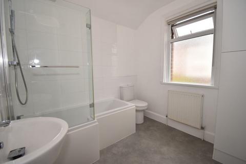 25 Cotfield Street, Exeter, EX2 8EE