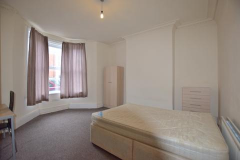 2 bedroom flat to rent, Forsyth Road, Newcastle upon Tyne NE2