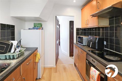 3 bedroom end of terrace house for sale, Elstree Gardens, Belvedere, DA17