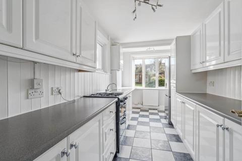 44 Glencoe Road, Bushey, WD23 3DS