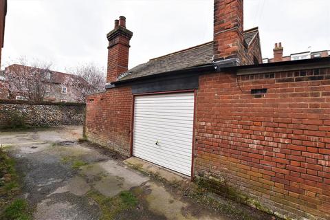 Garage for sale, Imperial Court, Cromer