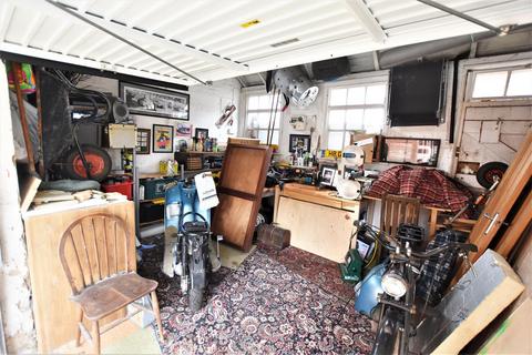 Garage for sale, Imperial Court, Cromer