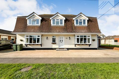 3 bedroom detached house for sale, Handel Road, Canvey Island