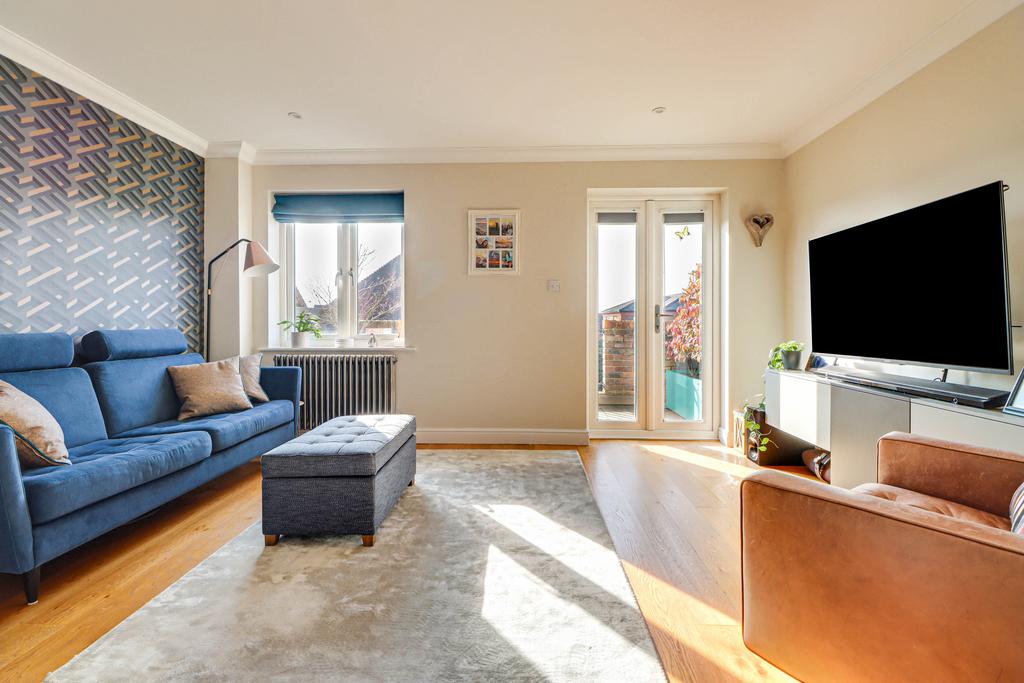 Sitting/Dining Room
