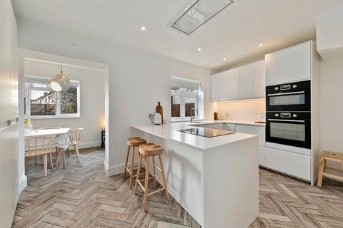 83 Hampton Road, Hampton Hill, Hampton, TW12 1JQ