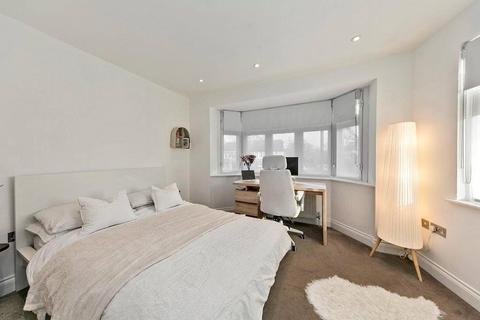 83 Hampton Road, Hampton Hill, Hampton, TW12 1JQ