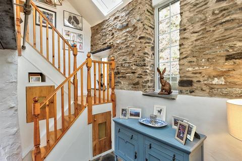 Ael Afon Dolywern, Pontfadog, Llangollen, LL20 7AD