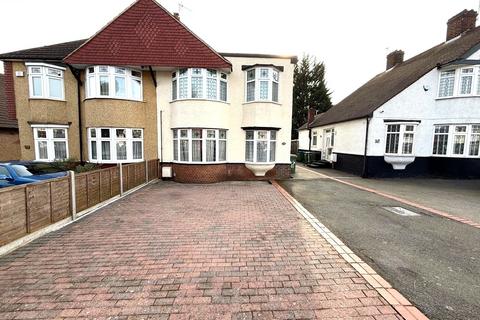 4 bedroom semi-detached house for sale, Bellegrove Road, Welling, Kent, DA16