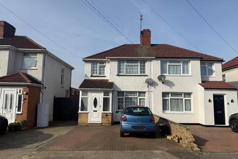 3 bedroom semi-detached house for sale, Phelps Way, Hayes UB3