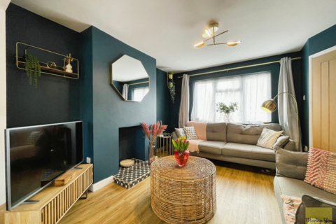 3 bedroom end of terrace house for sale, New Cheltenham Road, Bristol, Gloucestershire