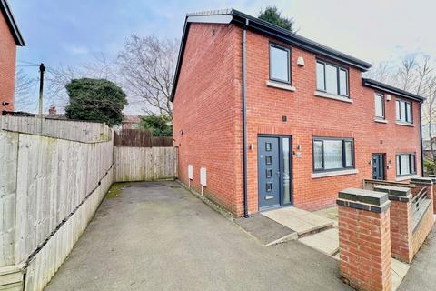 4 Little Town, Oldham, OL8 4LW