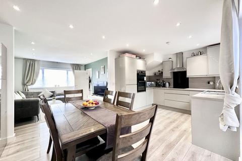 4 Little Town, Oldham, OL8 4LW