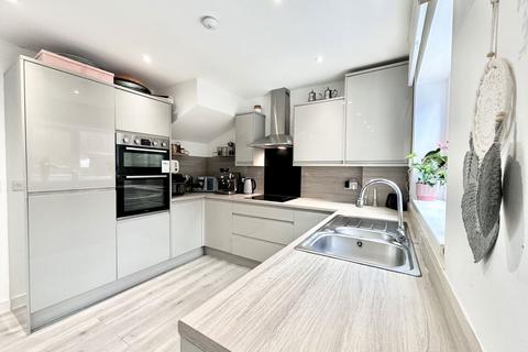 4 Little Town, Oldham, OL8 4LW