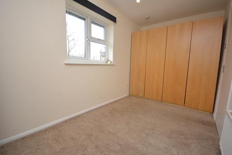 2 bedroom terraced house to rent, Redmayne Drive, CM2