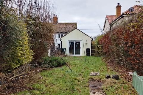 2 bedroom cottage for sale, 44 Queen Street, Spooner Row, Wymondham, Norfolk NR18 9JU