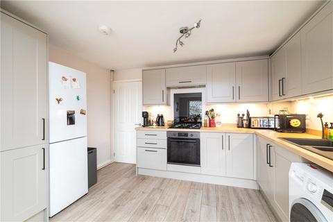 2 bedroom end of terrace house for sale, Aire Grove, Yeadon, Leeds, West Yorkshire, LS19