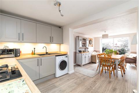 36 Aire Grove, Yeadon, Leeds, LS19 7TY