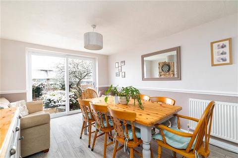 36 Aire Grove, Yeadon, Leeds, LS19 7TY