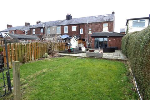 3 bedroom end of terrace house for sale, Kirkham Road, Freckleton PR4