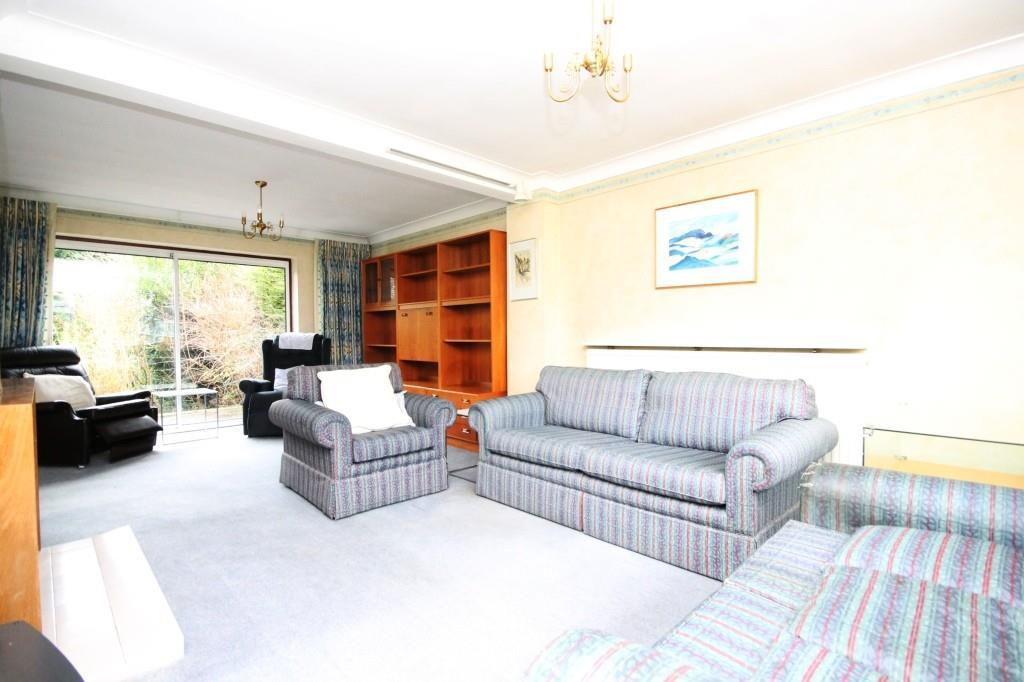 .livingroom.JPG