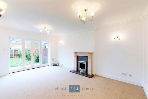 4 bedroom semi-detached house to rent, Fallow Fields, Loughton IG10