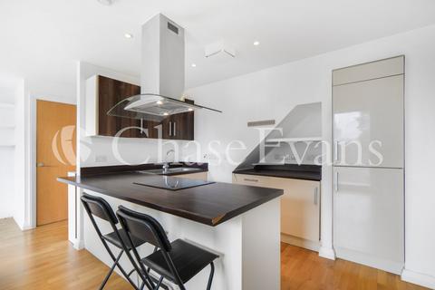 2 bedroom flat for sale, Hallmark Court, Silver Wharf, Ursula Gould Way, Poplar, London, E14