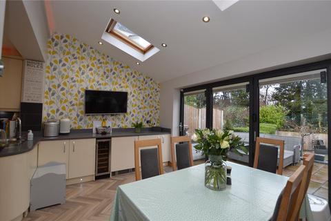 3 bedroom semi-detached house for sale, Willans Avenue, Rothwell, Leeds, West Yorkshire