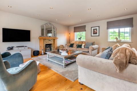 3 bedroom detached house for sale, Dorking Road, Chilworth, Guildford, Surrey, GU4 8NS