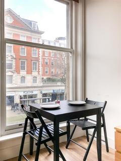 Studio to rent, Kensington High Street, Kensington, W8