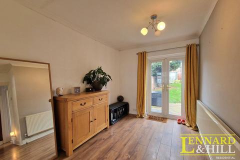 103 Moore Avenue, Grays, RM20 4XN