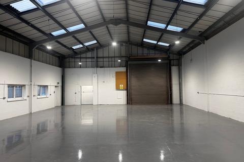 Industrial unit to rent, Bays 1 & 2, G8 Business Park, Kidderminster, DY11 7HJ