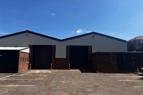 Industrial unit to rent, Bay 2, G8 Business Park, Kidderminster, DY11 7HJ