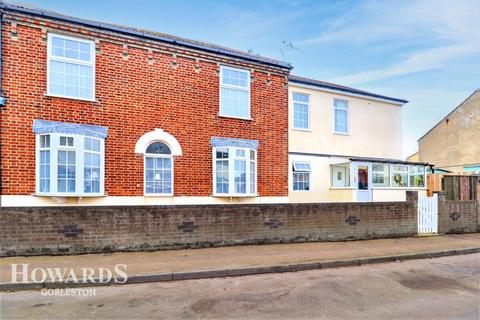 3 bedroom end of terrace house for sale, Nile Road, Gorleston