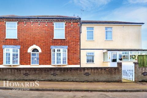 3 bedroom end of terrace house for sale, Nile Road, Gorleston