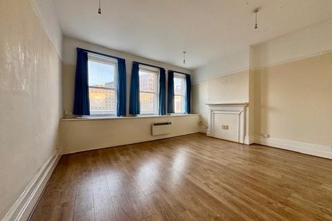 3 bedroom flat to rent, Station Road, Harrow HA1