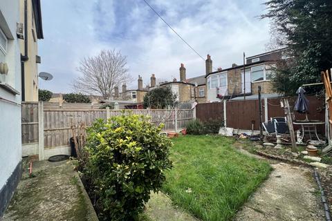 3 bedroom semi-detached house for sale, Sheringham Avenue, Manor Park, E12