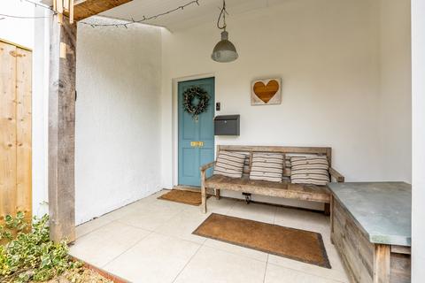 10 Brizewood, Carterton, OX18 1DE