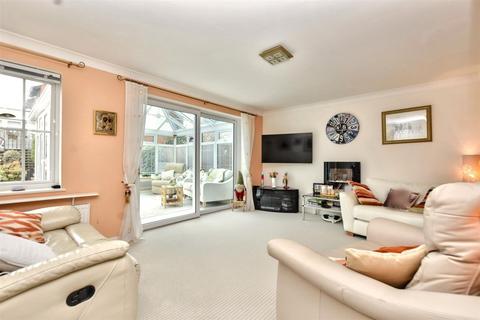 4 bedroom detached house for sale, Anchorage Way, Eastbourne