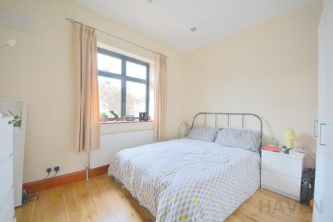 1 bedroom flat to rent, Mays Lane, Barnet