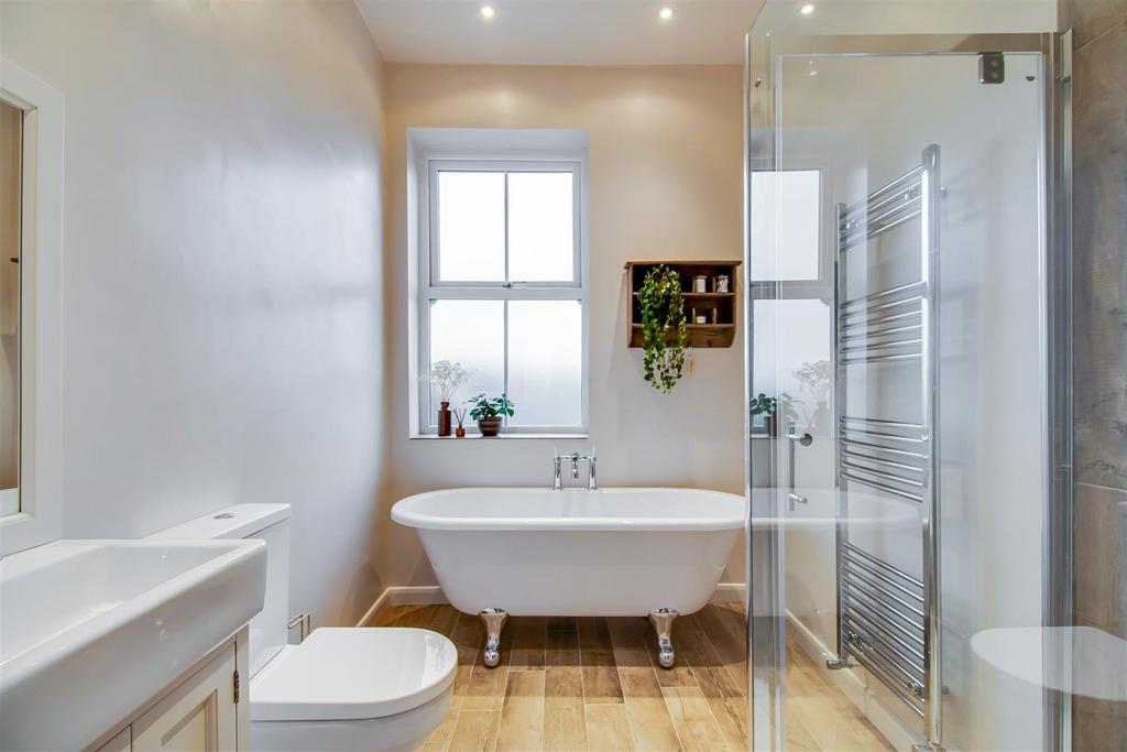 Bathroom/w.c.