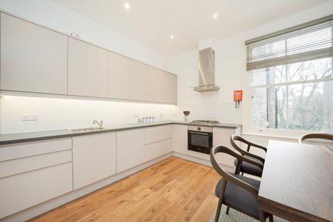 3 bedroom flat for sale, Salusbury Road, London NW6