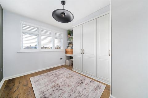 45 Churston Drive, Morden, SM4 4JD