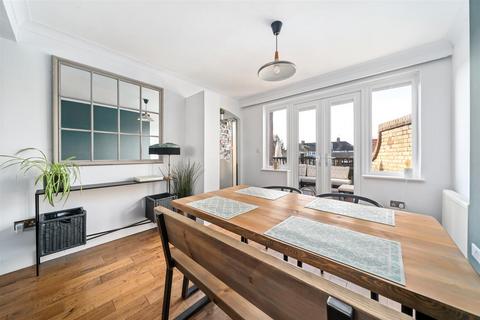 45 Churston Drive, Morden, SM4 4JD