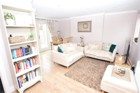 36 Shirebourn Vale, South Woodham Ferrers, Chelmsford, CM3 5ZX