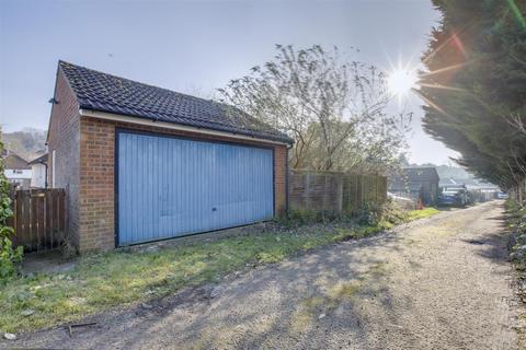 4 bedroom semi-detached house for sale, Bowerdean Road, High Wycombe HP13