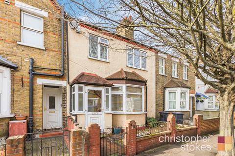 3 bedroom terraced house for sale, York Road, Waltham Cross, EN8 7HW