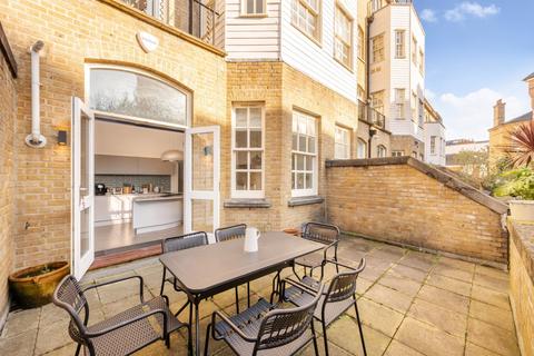 3 bedroom maisonette for sale, New End, Hampstead, London, NW3
